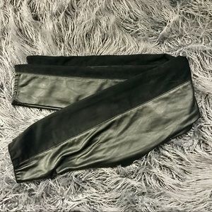 🖤Faux Smooth leather/Faux Suede leather legging